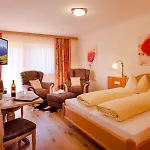 Alpenhof Hotel
