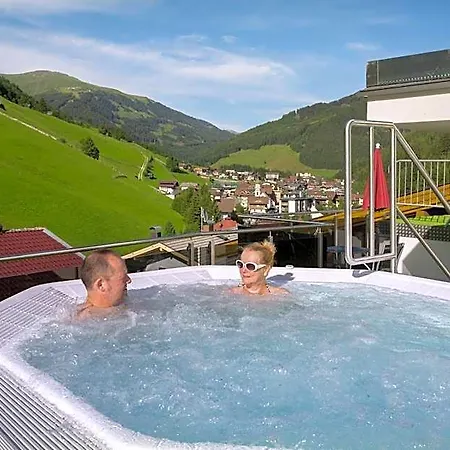 Hotel Alpenhof