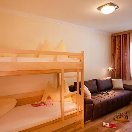 Alpenhof ホテル 4*